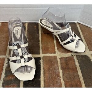 Clarks White Leather Sandals Snakeskin Print Square Open Toe Shoes Women's 9